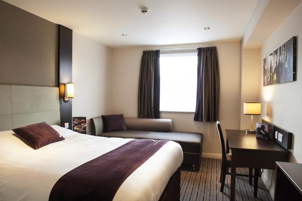 Premier Inn Inverness East Kamer foto
